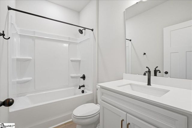 1014 Fox Hollow Street, Spartanburg, SC 29303