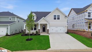 1014 Fox Hollow Street, Spartanburg, SC 29303