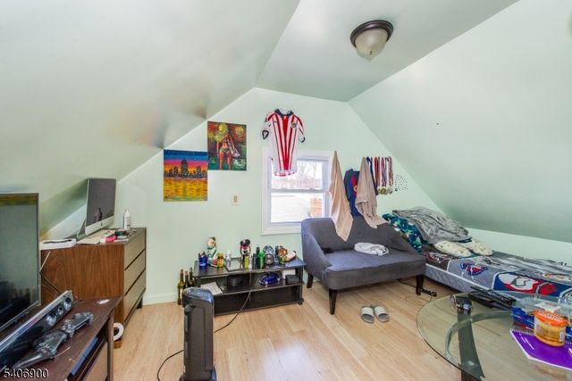 168 Clay St, Hackensack City, NJ 07601