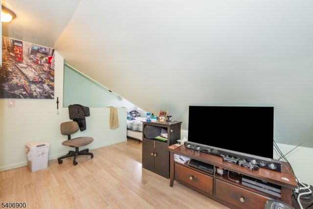 168 Clay St, Hackensack City, NJ 07601