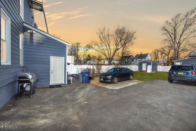 168 Clay St, Hackensack City, NJ 07601