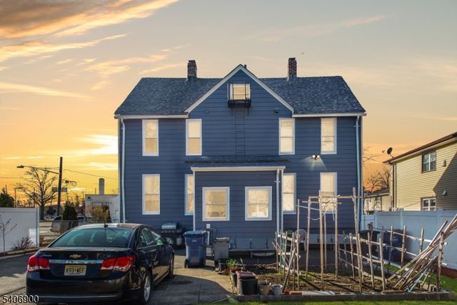 168 Clay St, Hackensack City, NJ 07601