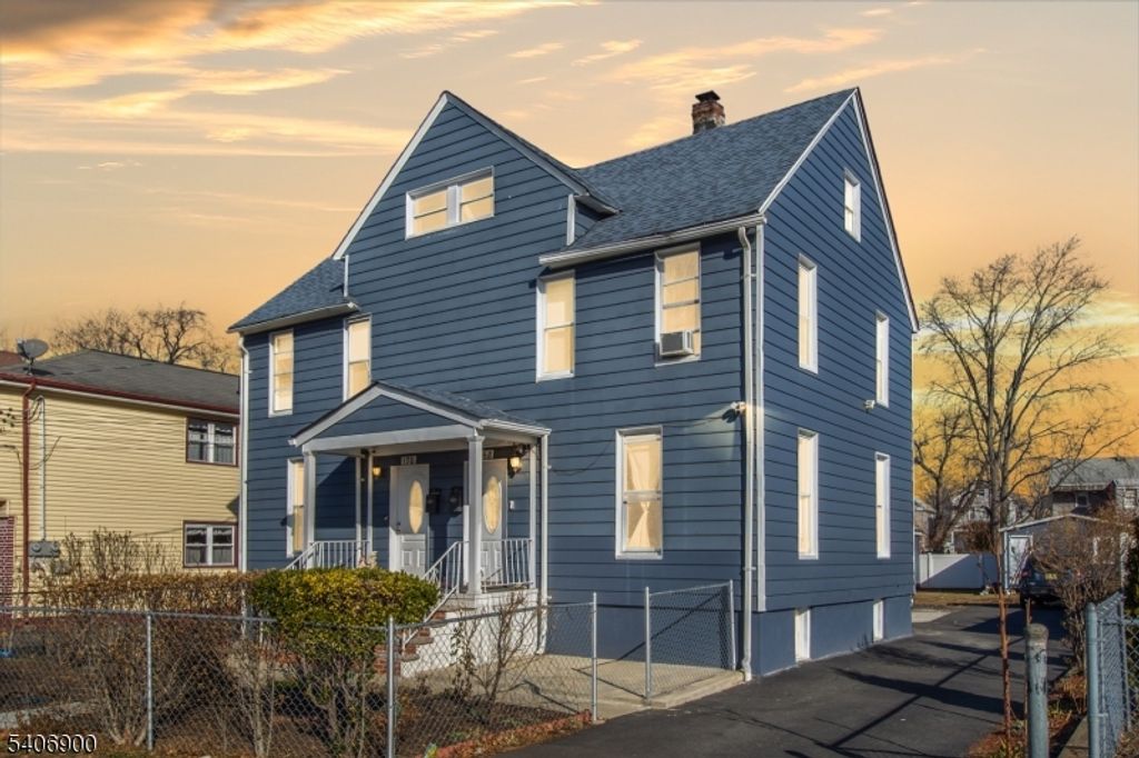 168 Clay St, Hackensack City, NJ 07601