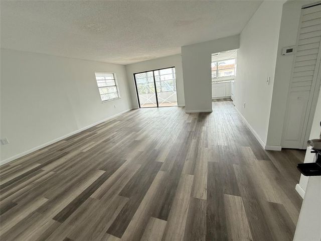 2501 NW 41st Avenue 401, Lauderhill, FL 33313