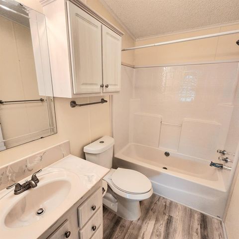 26 Orinco Road, Port St. Lucie, FL 34952