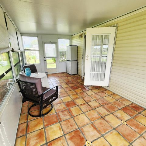 26 Orinco Road, Port St. Lucie, FL 34952