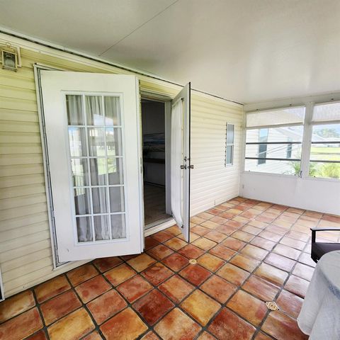 26 Orinco Road, Port St. Lucie, FL 34952