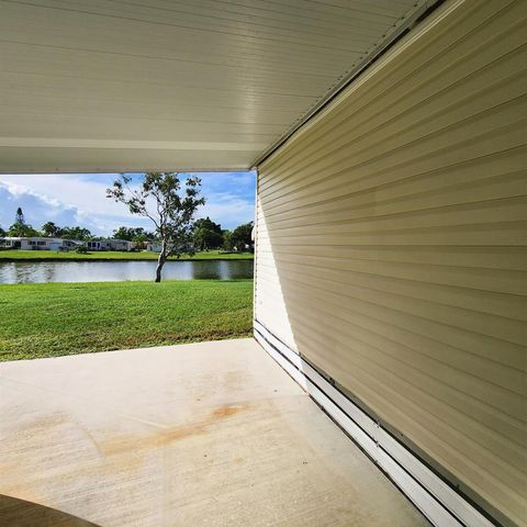 26 Orinco Road, Port St. Lucie, FL 34952