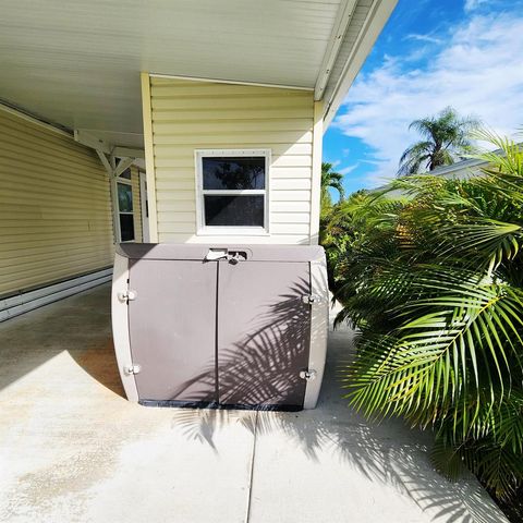 26 Orinco Road, Port St. Lucie, FL 34952