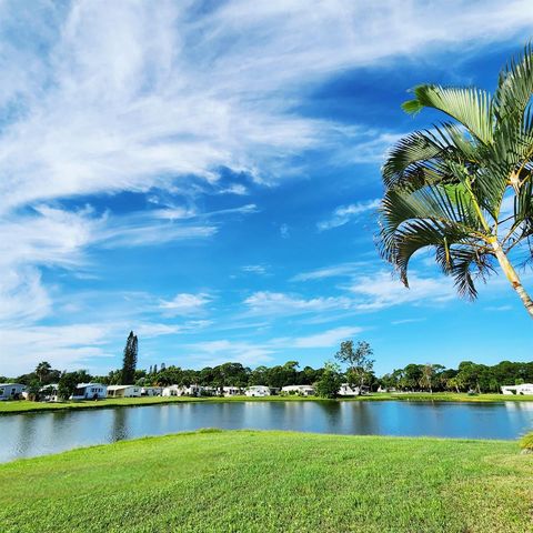 26 Orinco Road, Port St. Lucie, FL 34952