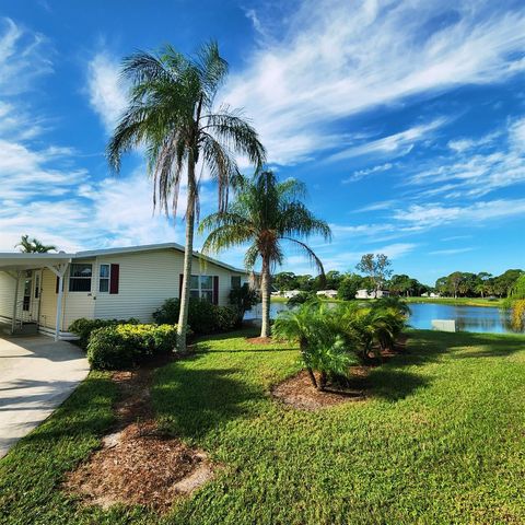 26 Orinco Road, Port St. Lucie, FL 34952