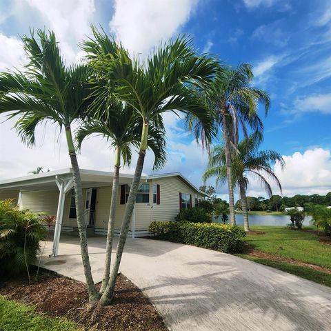 26 Orinco Road, Port St. Lucie, FL 34952