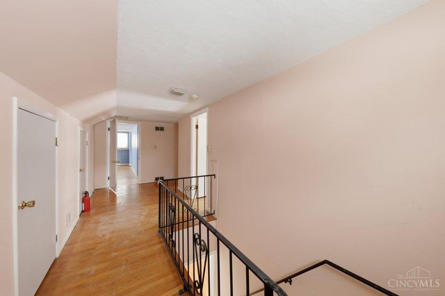 7220 Mar Del Drive, Madeira, OH 45243