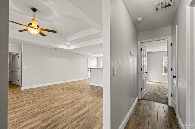 1922 Bright Water Dr, Gulf Breeze, FL 32563