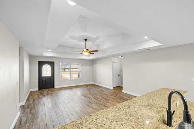 1922 Bright Water Dr, Gulf Breeze, FL 32563