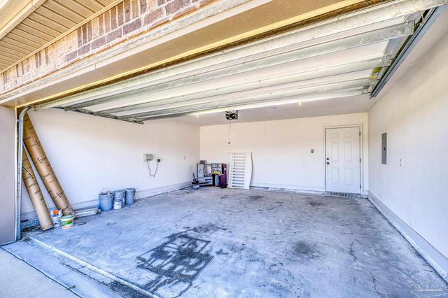 1922 Bright Water Dr, Gulf Breeze, FL 32563