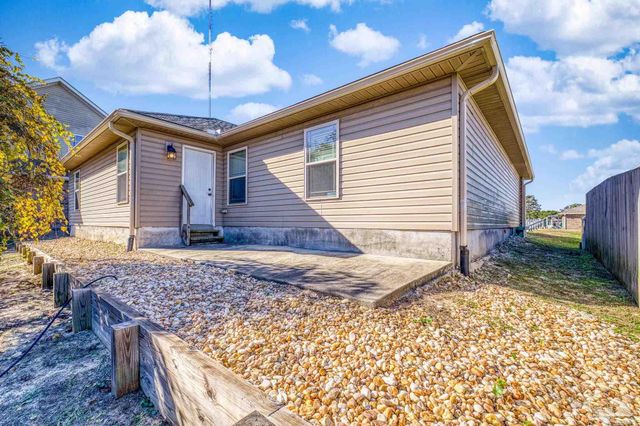 1922 Bright Water Dr, Gulf Breeze, FL 32563