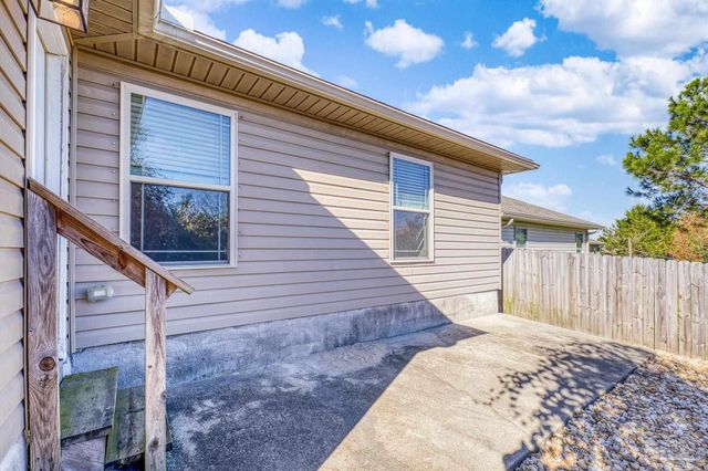 1922 Bright Water Dr, Gulf Breeze, FL 32563