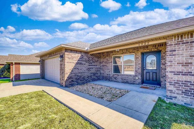 1922 Bright Water Dr, Gulf Breeze, FL 32563