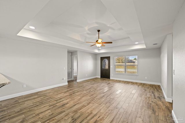 1922 Bright Water Dr, Gulf Breeze, FL 32563