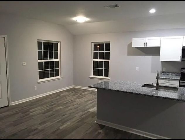 231 W Murray Street, Denison, TX 75020