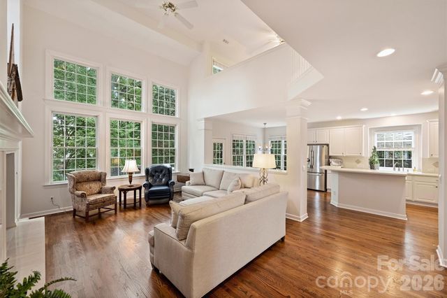7410 Roseland Avenue, Charlotte, NC 28277