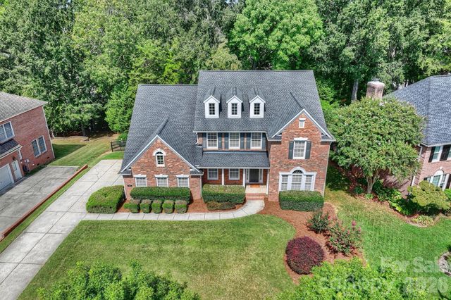 7410 Roseland Avenue, Charlotte, NC 28277