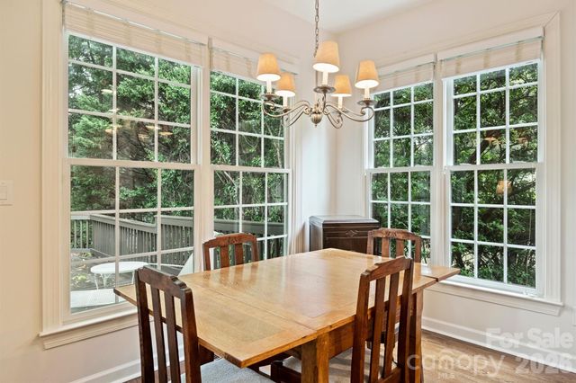 7410 Roseland Avenue, Charlotte, NC 28277