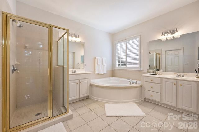 7410 Roseland Avenue, Charlotte, NC 28277