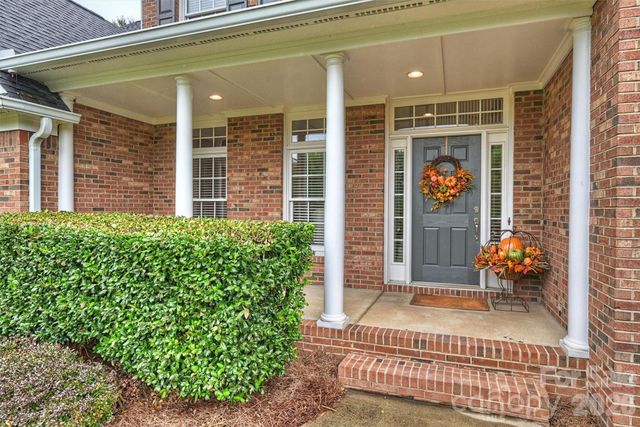 7410 Roseland Avenue, Charlotte, NC 28277