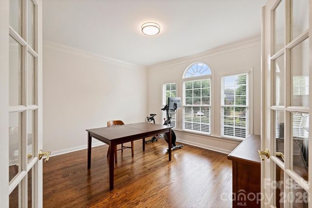 7410 Roseland Avenue, Charlotte, NC 28277