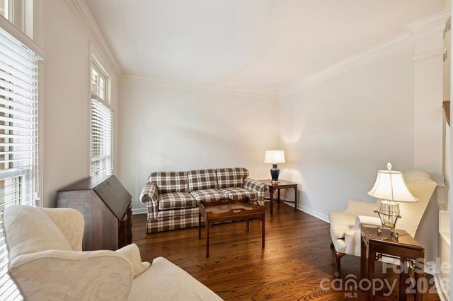 7410 Roseland Avenue, Charlotte, NC 28277