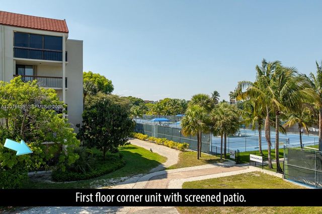 825 Egret Cir 110, Delray Beach, FL 33444