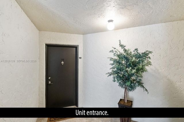 825 Egret Cir 110, Delray Beach, FL 33444