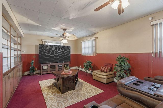 4132 Menomonee River PARKWAY, Wauwatosa, WI 53222