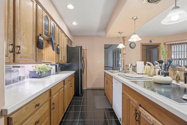 4132 Menomonee River PARKWAY, Wauwatosa, WI 53222