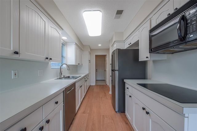 730 Seamaster Drive, Houston, TX 77062