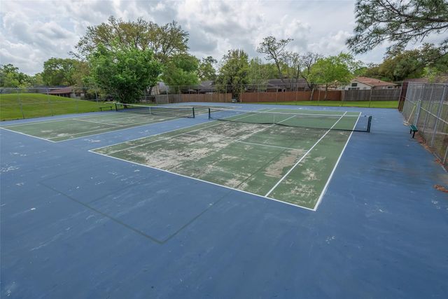 730 Seamaster Drive, Houston, TX 77062