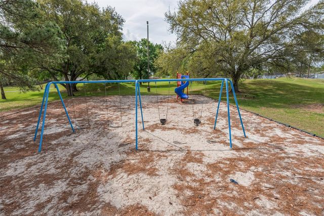 730 Seamaster Drive, Houston, TX 77062