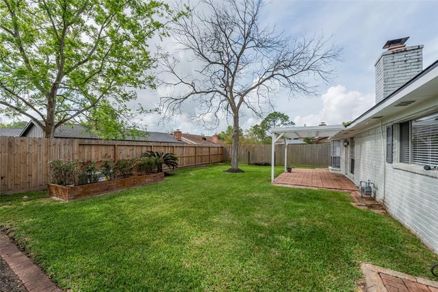 730 Seamaster Drive, Houston, TX 77062