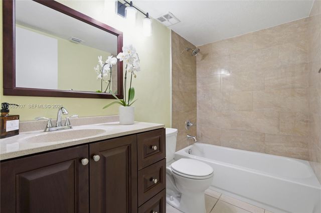 13391 SW 88th Terrace F, Miami, FL 33186