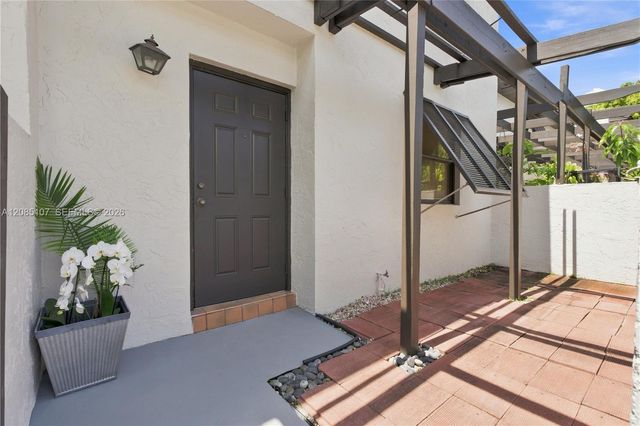 13391 SW 88th Terrace F, Miami, FL 33186