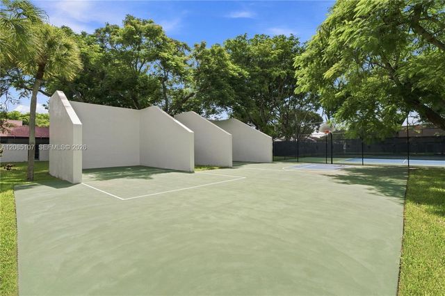 13391 SW 88th Terrace F, Miami, FL 33186