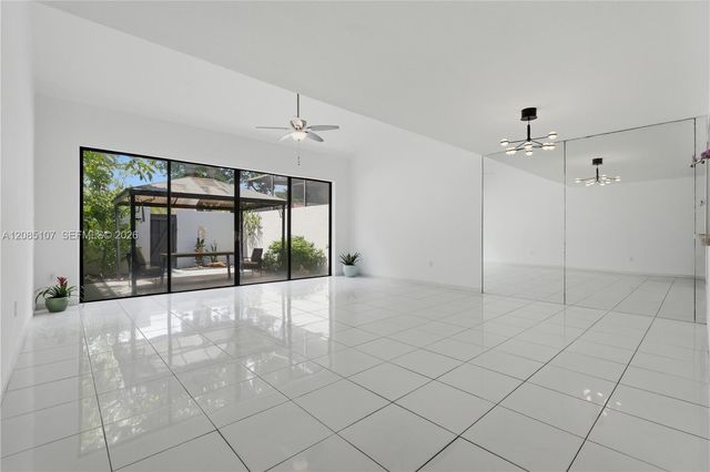 13391 SW 88th Terrace F, Miami, FL 33186