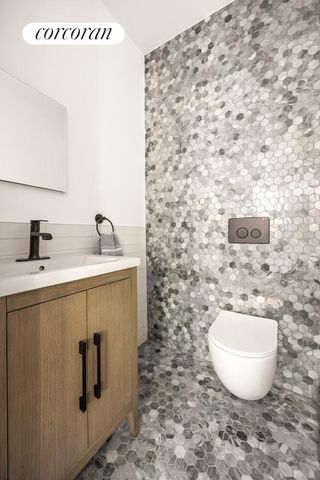 825 RIVERSIDE Drive, New York City, NY 10032