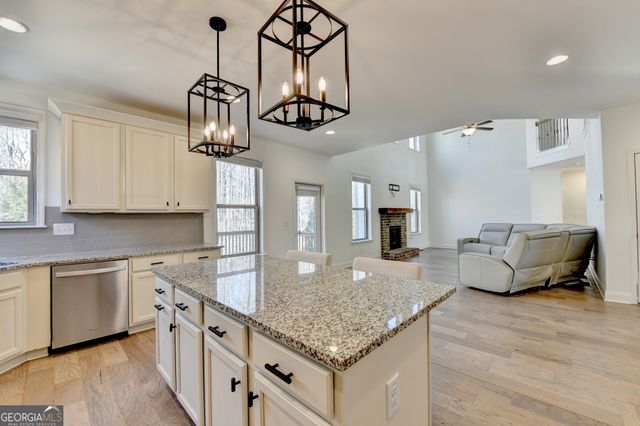 7075 Concord Mountain Trail, Cumming, GA 30028