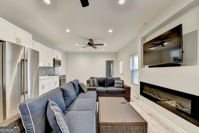 7075 Concord Mountain Trail, Cumming, GA 30028