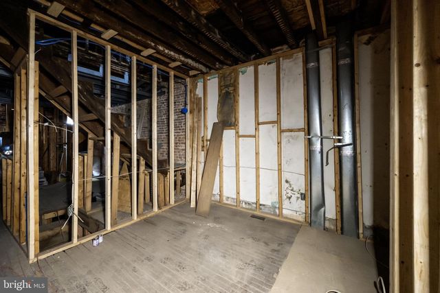 2006 W NORTH AVE, Baltimore, MD 21217