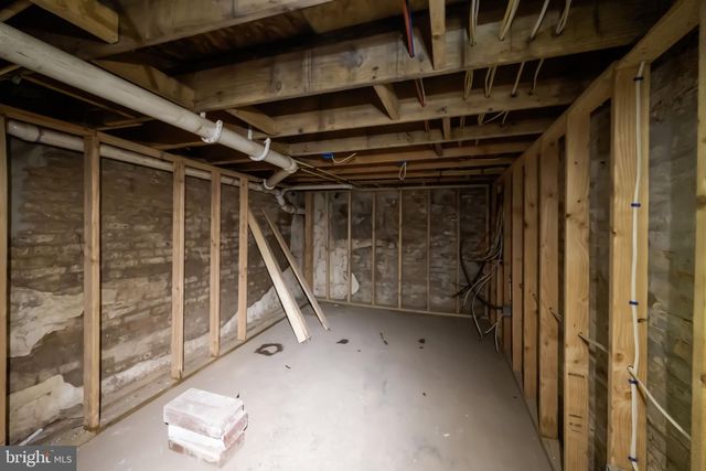 2006 W NORTH AVE, Baltimore, MD 21217