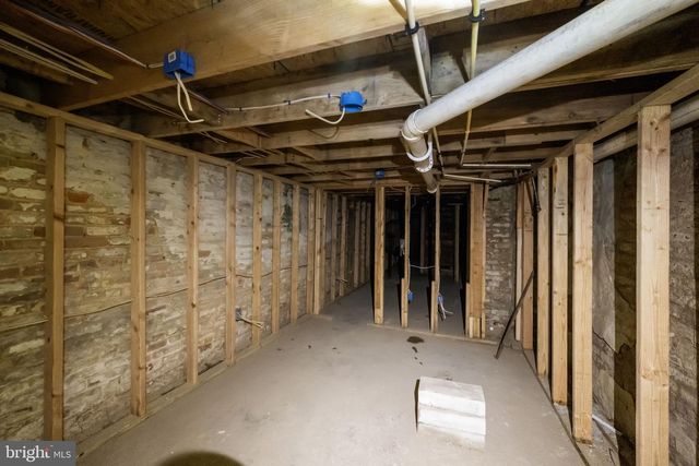 2006 W NORTH AVE, Baltimore, MD 21217